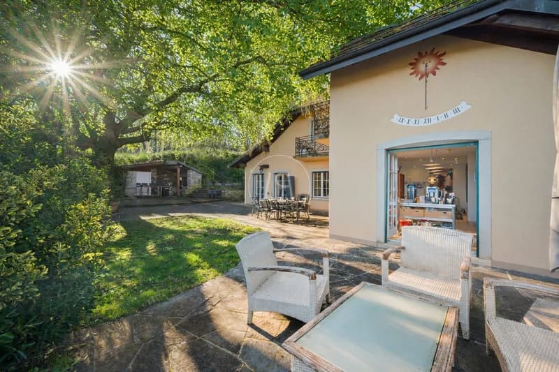 Superb property in an emerald setting with lake view in Aubonne (5)