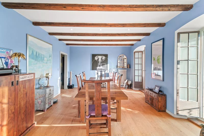 Beautiful renovated winemaker's house in the heart of St-Légier (8)