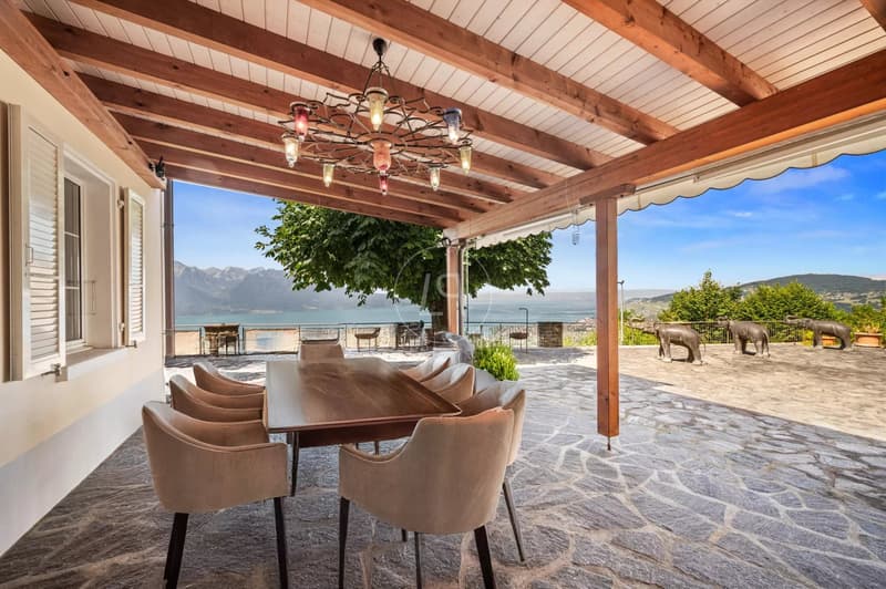 Charming property with panoramic view on the heights of Montreux (9)