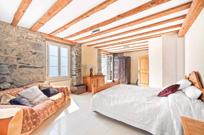 Charming property with panoramic view on the heights of Montreux (12)