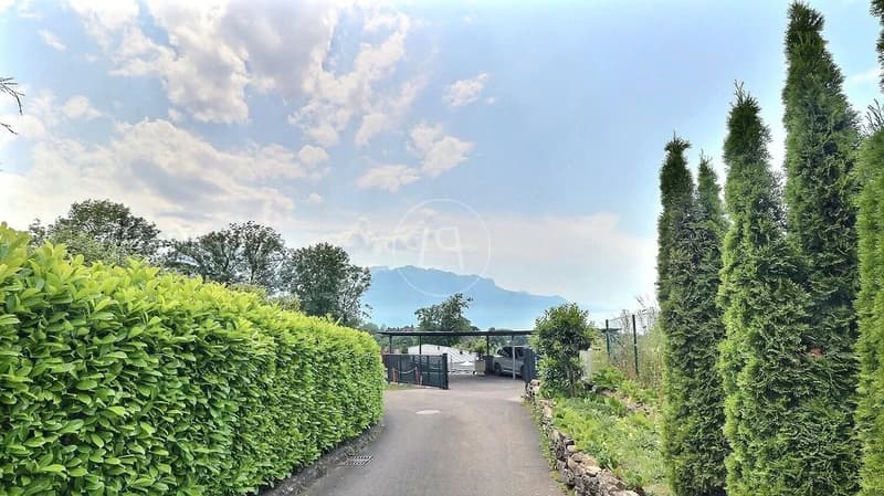 Superb contemporary house in a sought-after area of Montreux (3)
