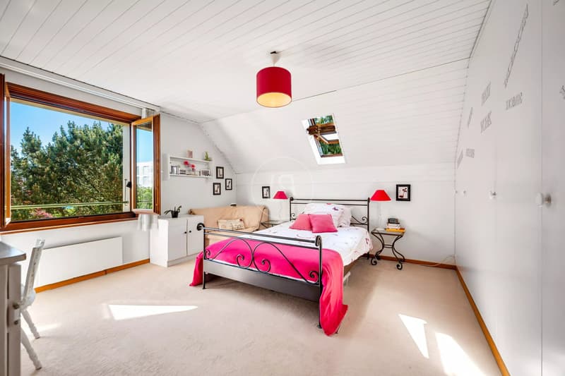 Beautiful family house in the center of Morges (9)