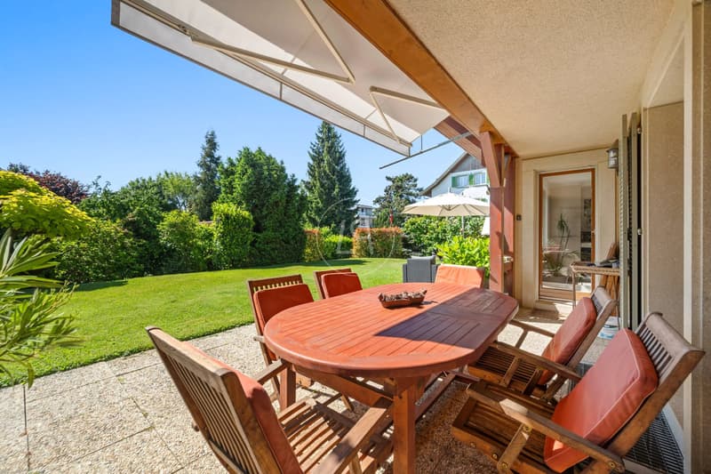 Beautiful family house in the center of Morges (5)