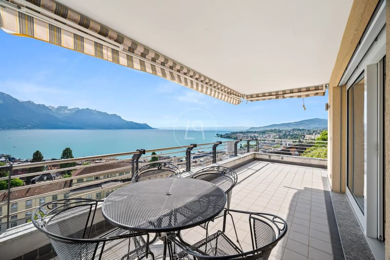 Superb apartment with panoramic view located in Montreux (11)