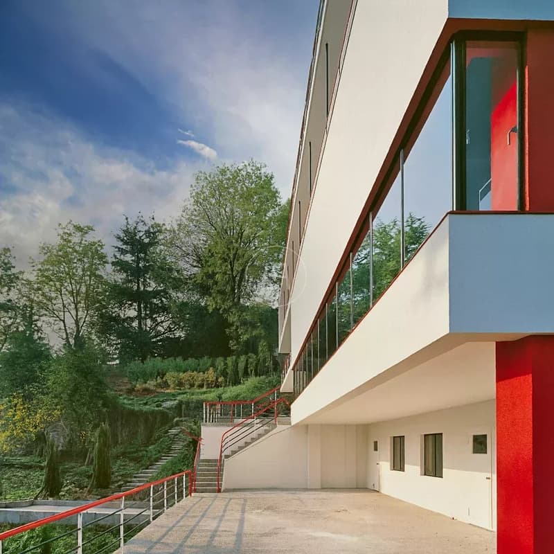 Superb architect-designed property with lake view in the Tour de Peilz (10)