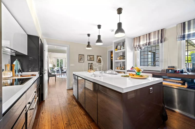 Elegant family property, quiet and with lake views in Epalinges (6)