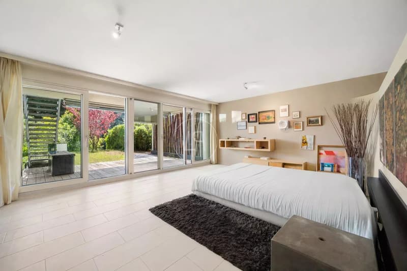 Beautiful turnkey apartment with terrace and garden in South Pully (11)