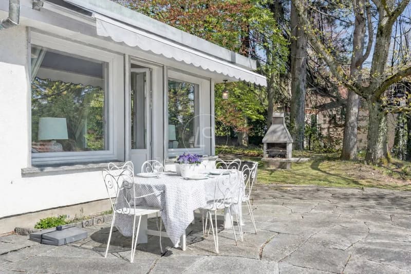 Superb family property with pool and lake view in Epalinges (7)
