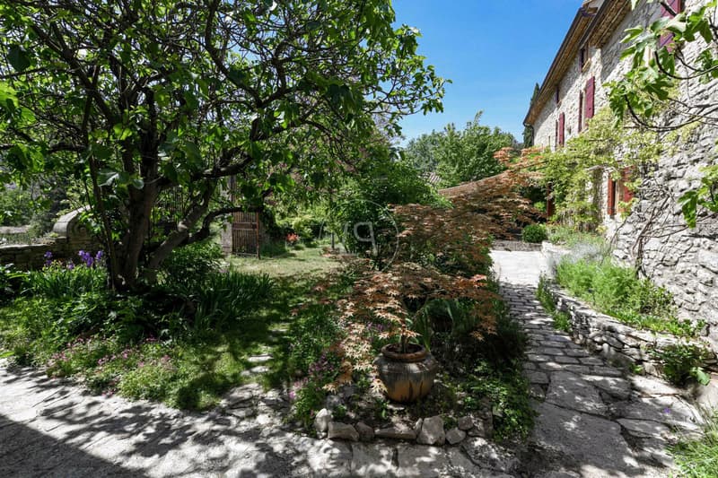 Remarkable 7-hectare country estate in the Gard region, France (3)