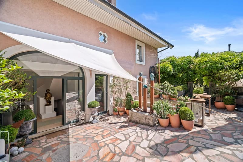 Elegant Character property near Morges with panoramic Alpine views (2)