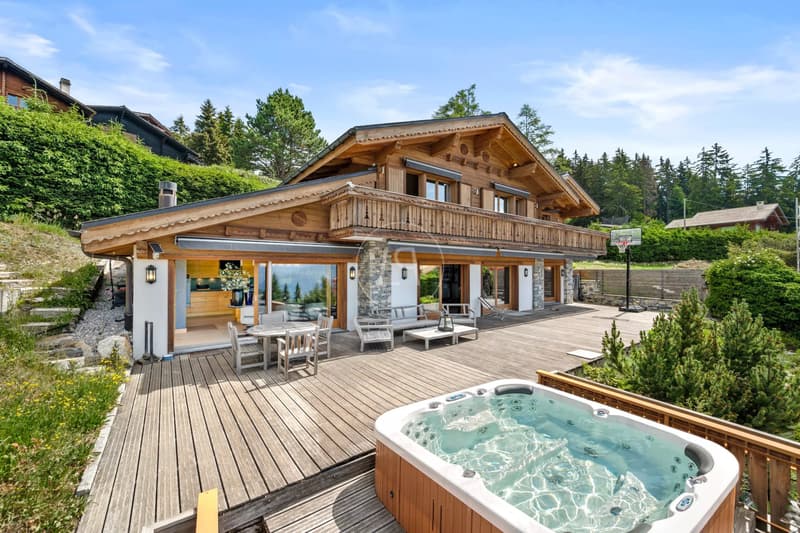 Superbe chalet avec vue panoramique à Crans/Lens (1)