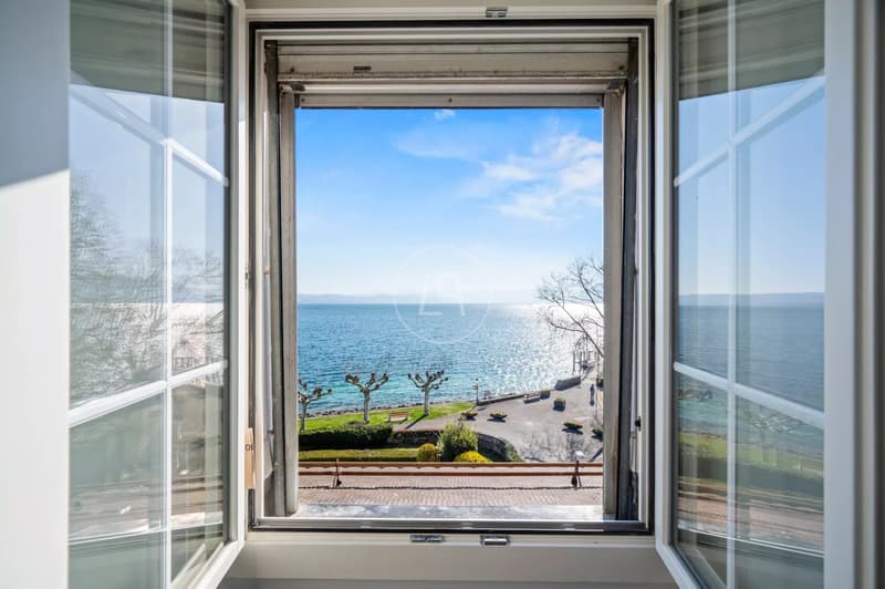 Un écrin en attique face au Lac Léman à Saint Prex (6)