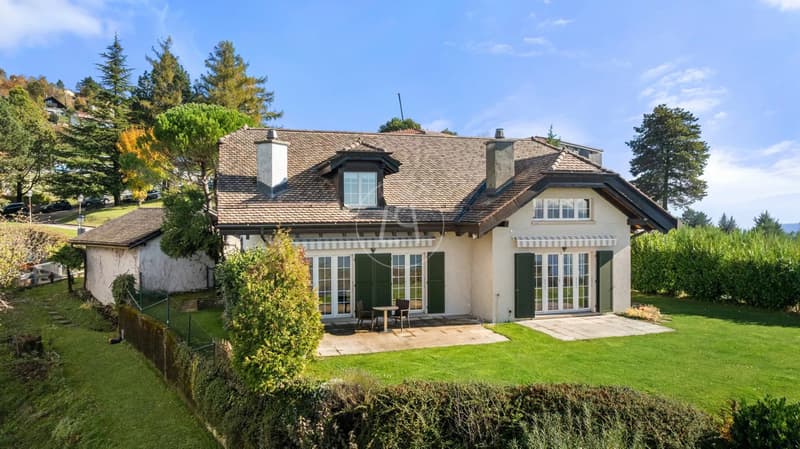 Très belle villa avec vue panoramique à Grandvaux (4)