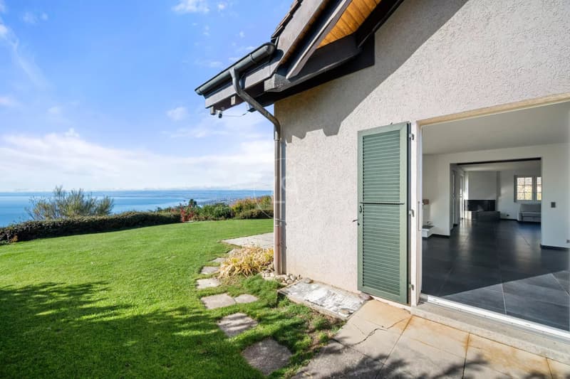Très belle villa avec vue panoramique à Grandvaux (9)