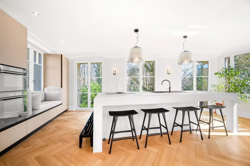 Superbe propriété rénovée du début du siècle au coeur de Nyon (12)