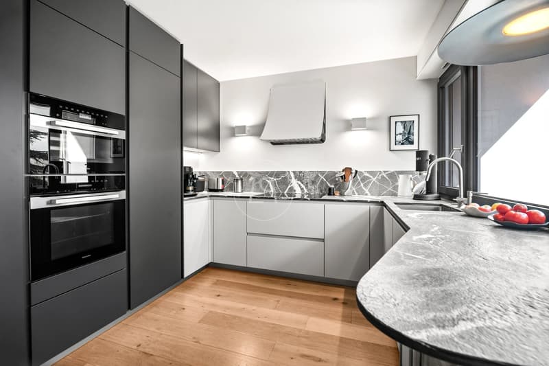 Superbe appartement de 5.5 pièces entièrement rénové au calme, Prangins (2)