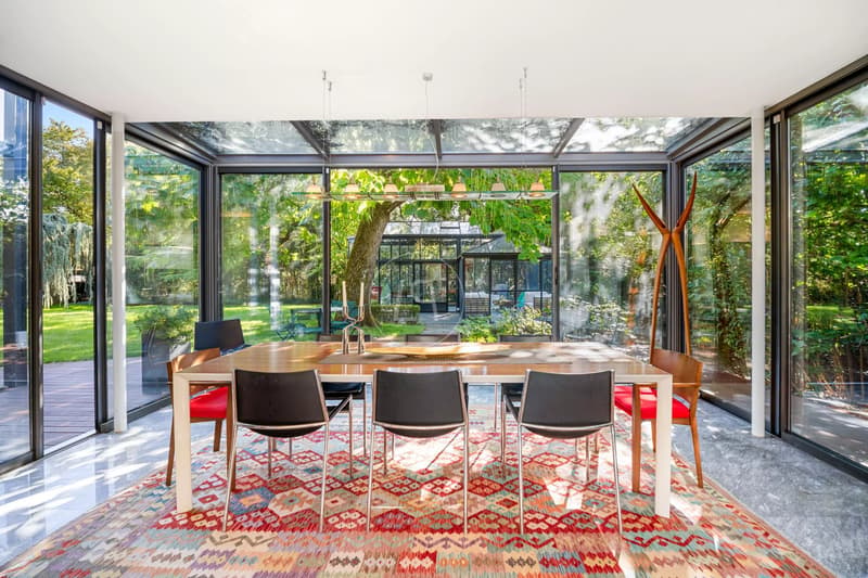 Élégante villa familiale dans un écrin de verdure aux portes de Genève (6)