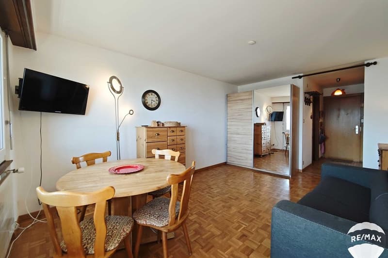 Studio orienté soleil levant (2)