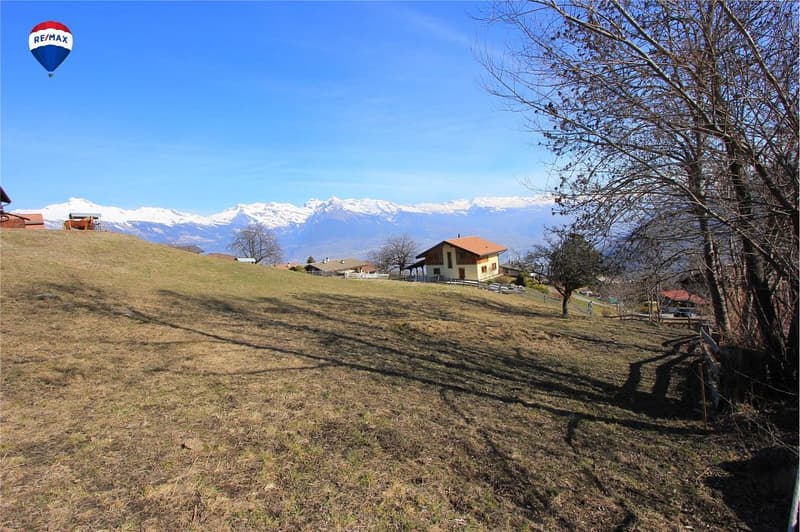 Terrain à construire en zone H 30.(H 40) (3)