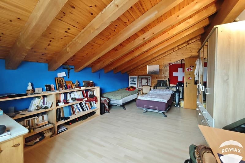 Villa-chalet de 6 pièces avec mezzanine et un studio (8)