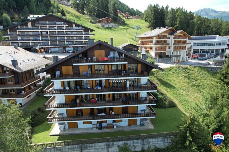 Appartement de 3.5 p. à côté des remontées mécaniques (1)