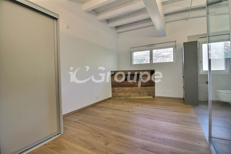 Splendide appartement 4.5 pièces en attique de 217 m2 (8)