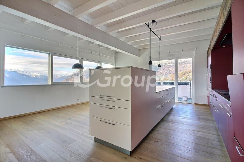 Splendide appartement 4.5 pièces en attique de 217 m2 (3)