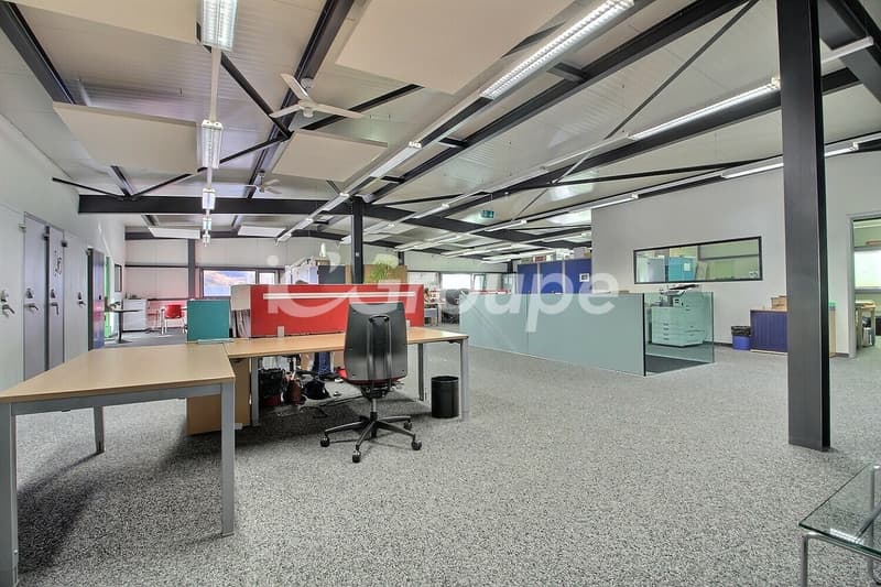 UVRIER - Halle industrielle de 955m2 avec showroom et atelier (8)