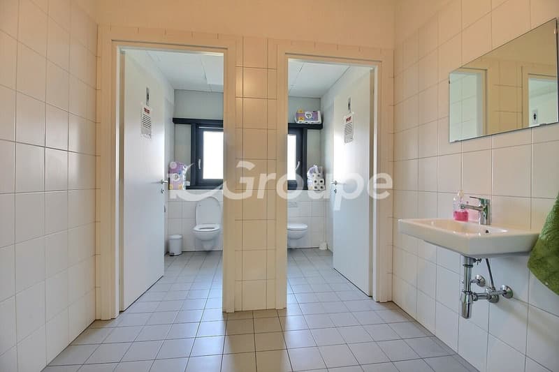 UVRIER - Halle industrielle de 955m2 avec showroom et atelier (10)