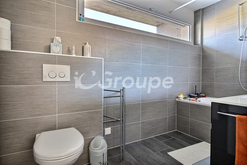 Superbe villa individuelle aux finitions haut de gamme (11)