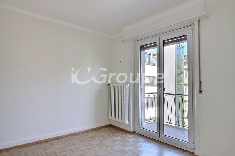 Appartement de 2.5 pièces rénové pour location à Sion. (4)