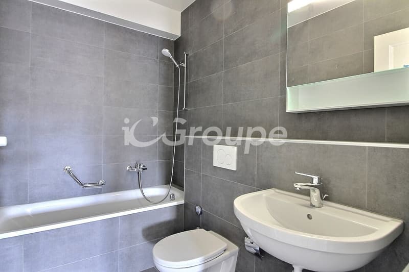 Bel appartement de 3.5 pièces rénové en location à Sion (8)