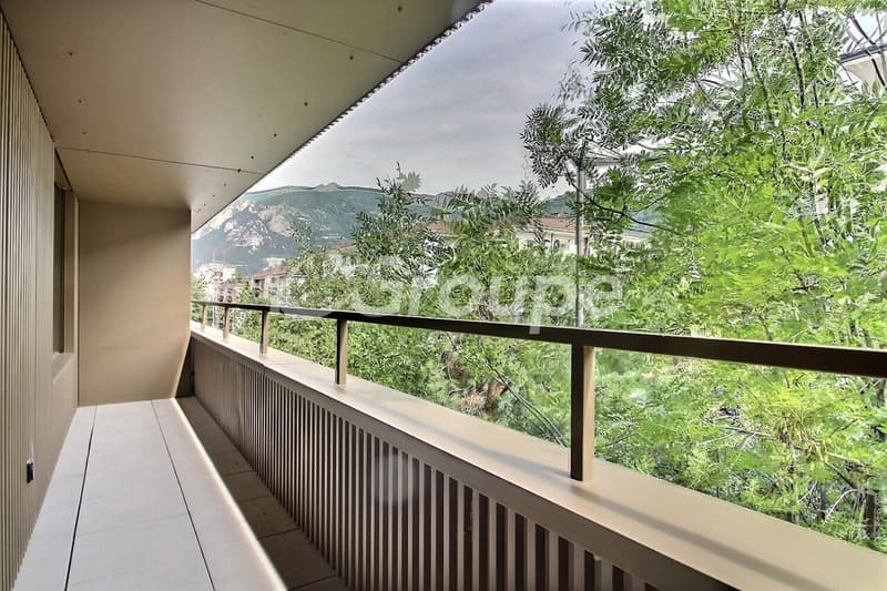 Appartement de 2.5 pièces au 2ème étage en plein centre-ville de Sion (5)