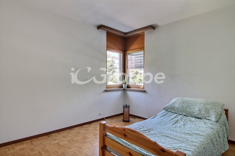 Appartement de 3.5 pièces au rez-de-chaussée dans un quartier calme. (5)