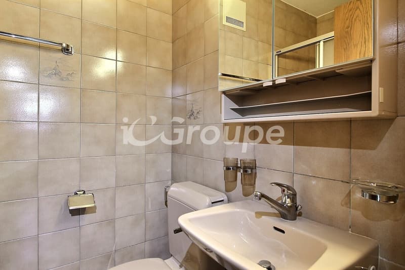 Appartement de 3.5 pièces au rez-de-chaussée dans un quartier calme. (7)