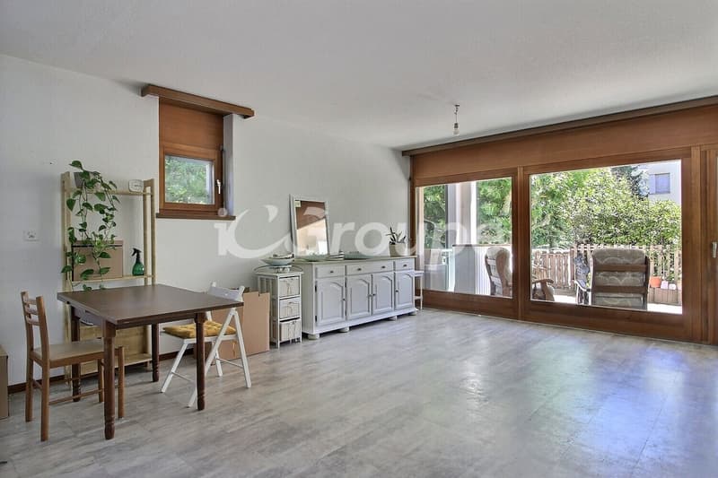 Appartement de 3.5 pièces au rez-de-chaussée dans un quartier calme. (1)