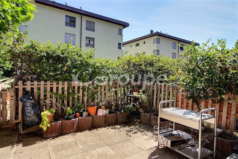 Appartement de 3.5 pièces au rez-de-chaussée dans un quartier calme. (9)