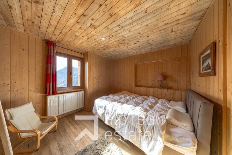 Chalet mitoyen rénové au coeur de la station (4)