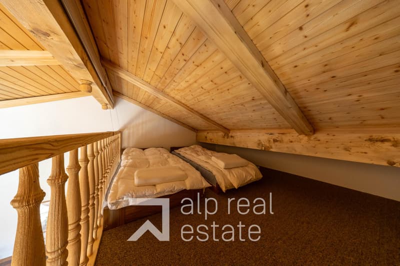 Chalet mitoyen rénové au coeur de la station (7)