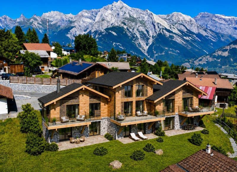 Magnifique chalet sur plan en résidence principale (2)