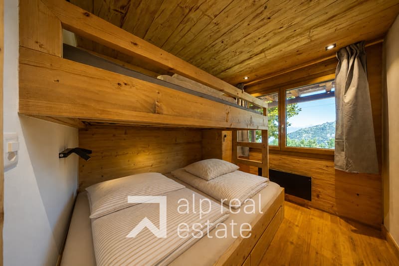 Magnifique chalet rénové avec vue à couper le souffle (9)
