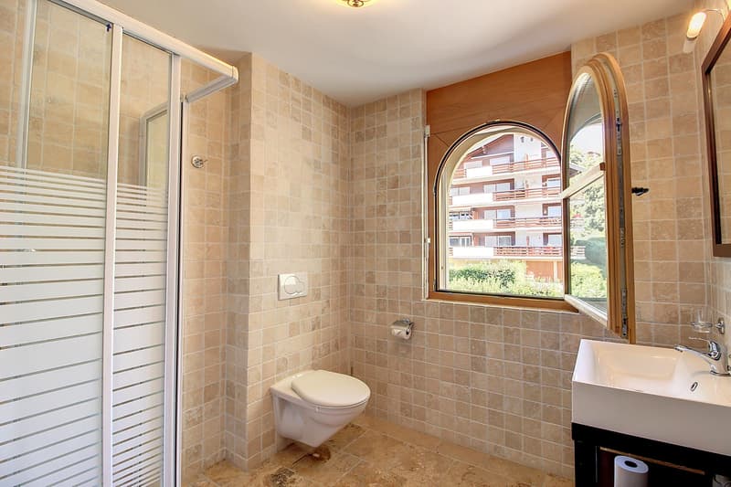 Duplex 5.5 pièces avec balcon et vue panoramique en résidence secondaire (11)
