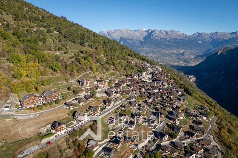 Spacieux appartement avec vue à couper le souffle (3)