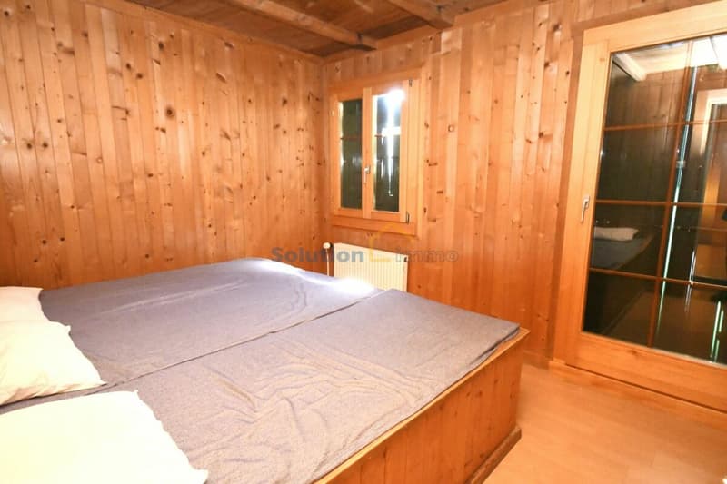 Très grand chalet, idéal pour une rénovation (14)
