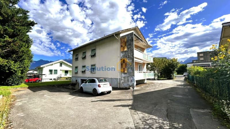 Villa de 2 grands appartements, proche centre (3)