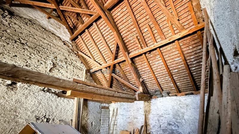 Grande maison villageoise au centre de Vouvry (14)