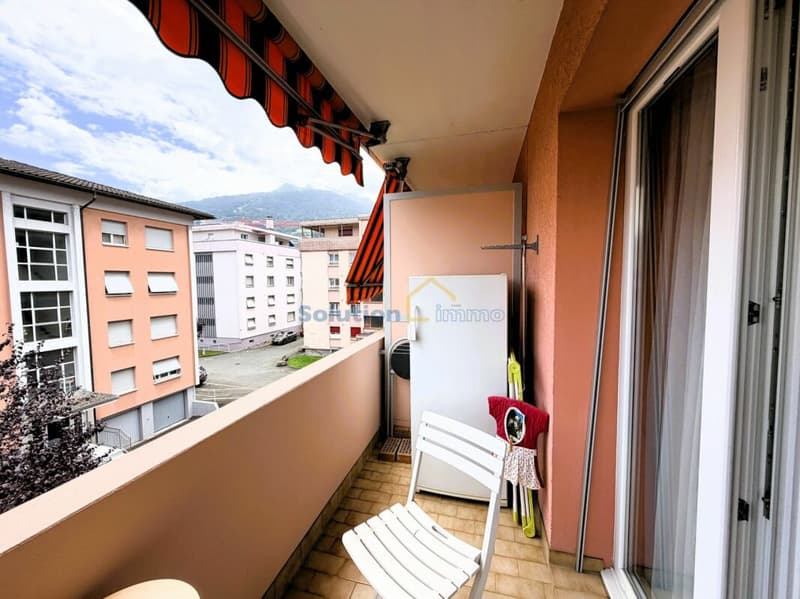 Bel appartement de 3,5 pièces, balcon, ascenseur (6)