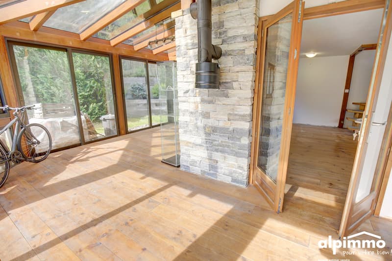 Magnifique chalet dans la nature avec jardin d'hiver ! (10)