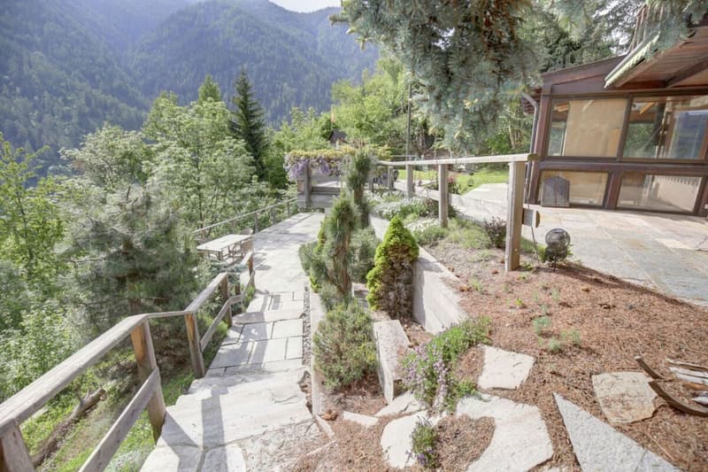 Magnifique chalet dans la nature avec jardin d'hiver ! (40)