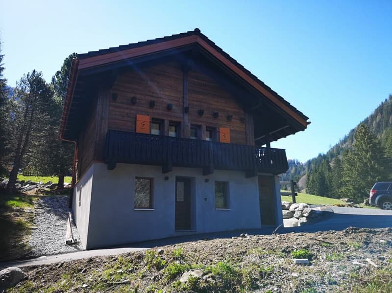 Chalet 4.5 pièces dans PPE - Excellent potentiel locatif (2)